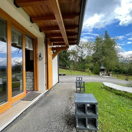 Semesterbostad Casa Samantha A Sant'anna Di Tambre Bl Tambre dʼAlpago
